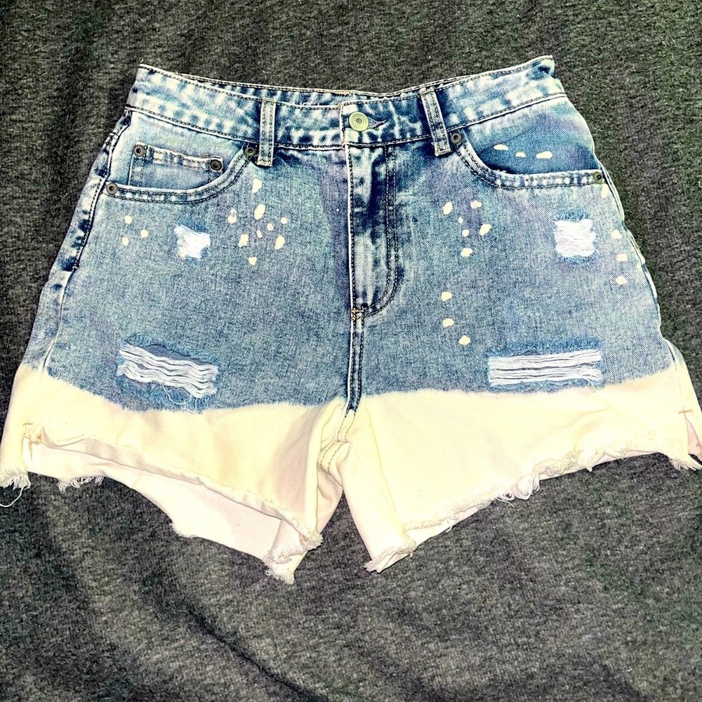 High waisted ombré denim shorts.